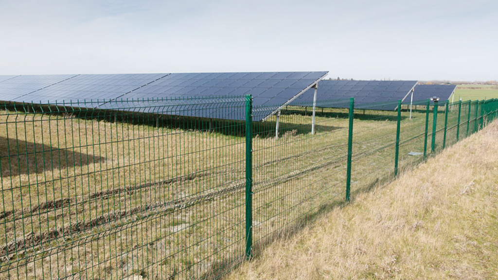 solar farm fencing