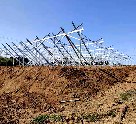 700-KW-Solarfarm in Japan